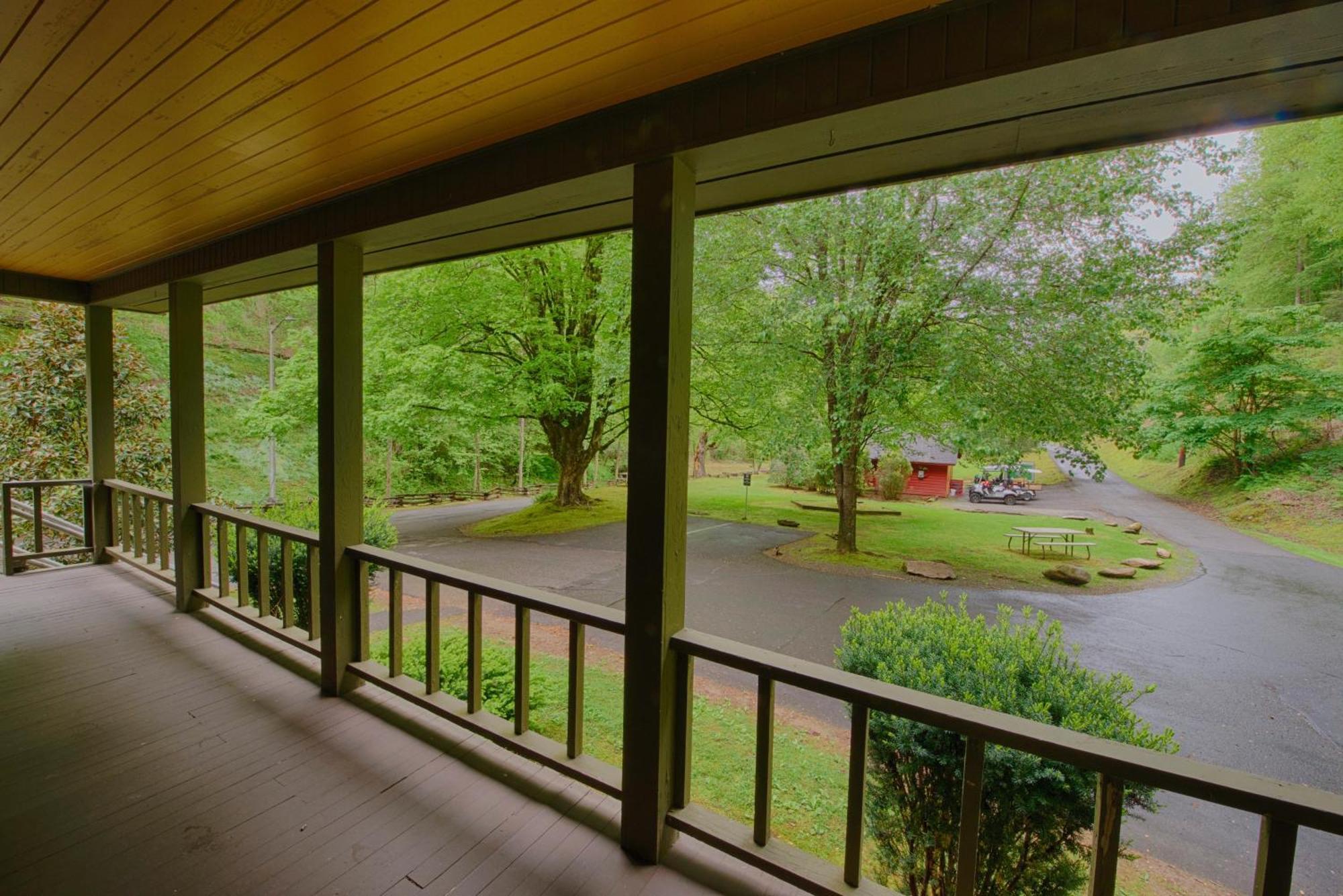 Historic Tapoco Lodge Resort Екстериор снимка