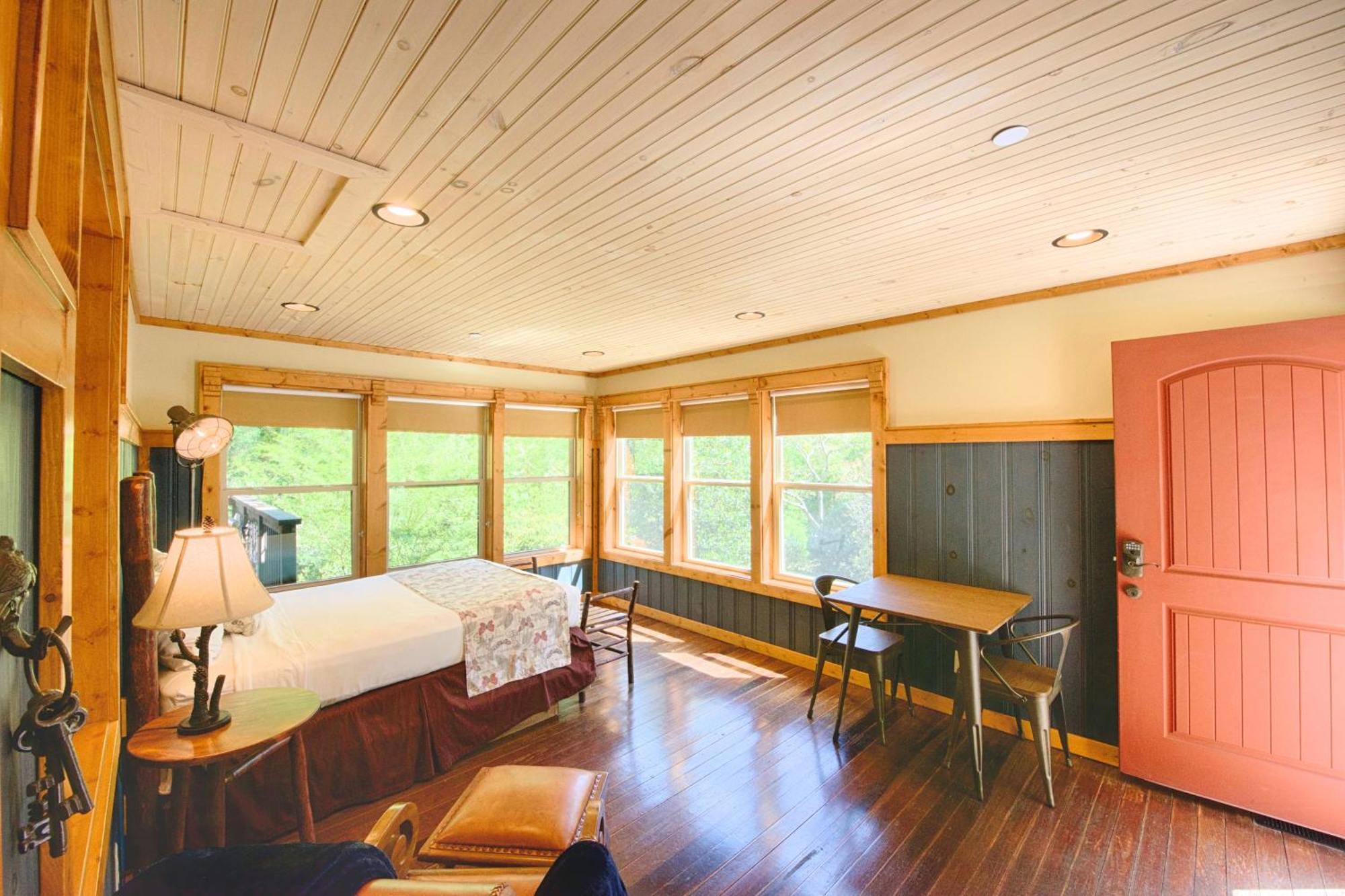 Historic Tapoco Lodge Resort Екстериор снимка