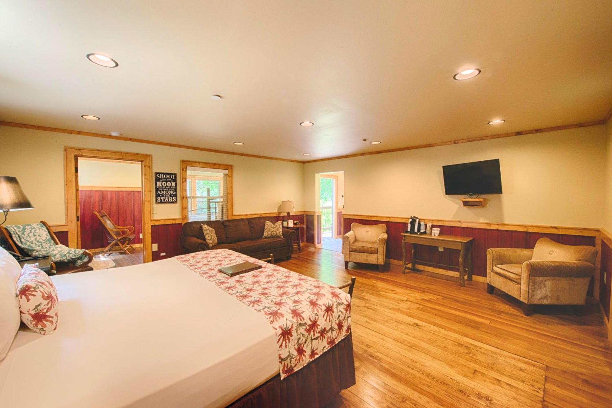 Historic Tapoco Lodge Resort Екстериор снимка